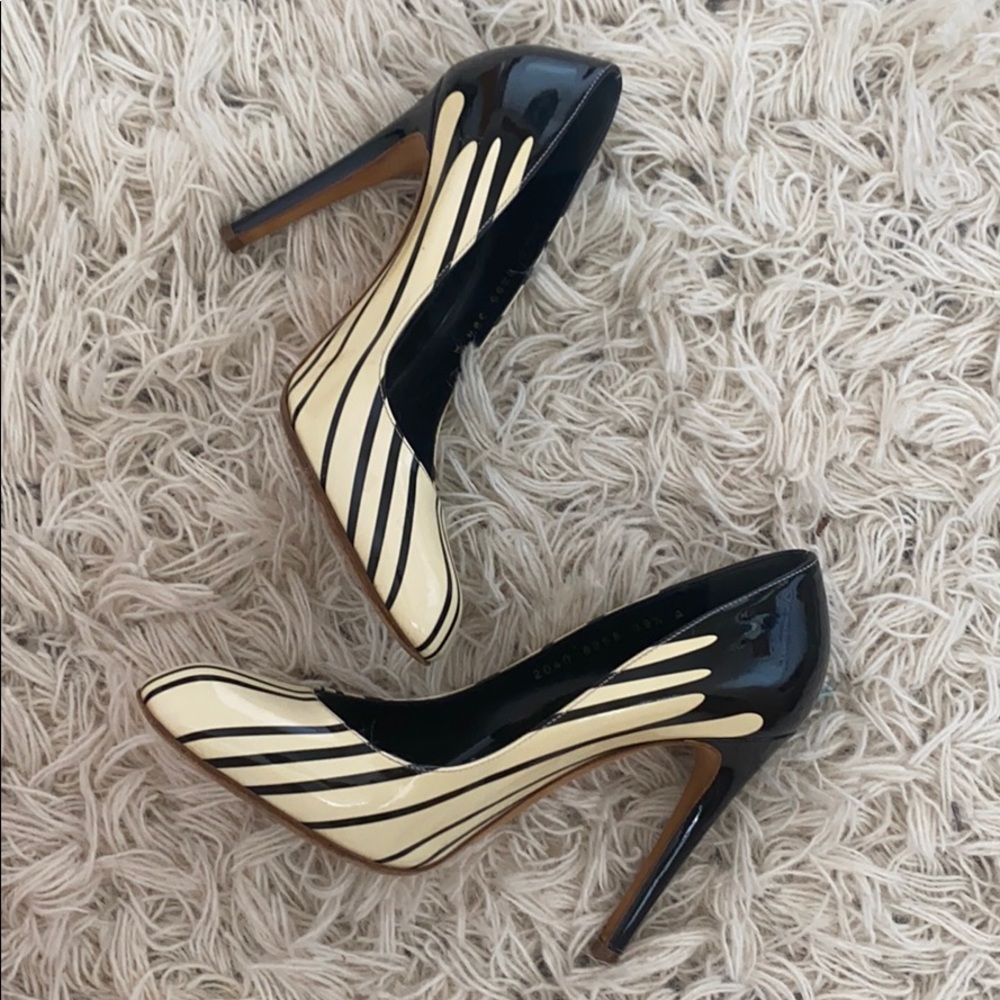 Sergio Rossi graffiti heels - Picture 2 of 7